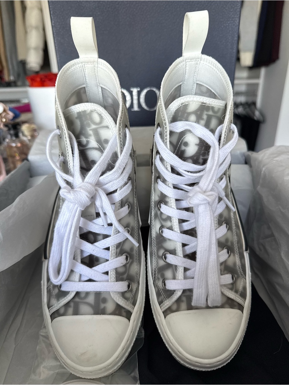 Dior High-Top Sneaker in White & Black Oblique - Picture 2 of 9